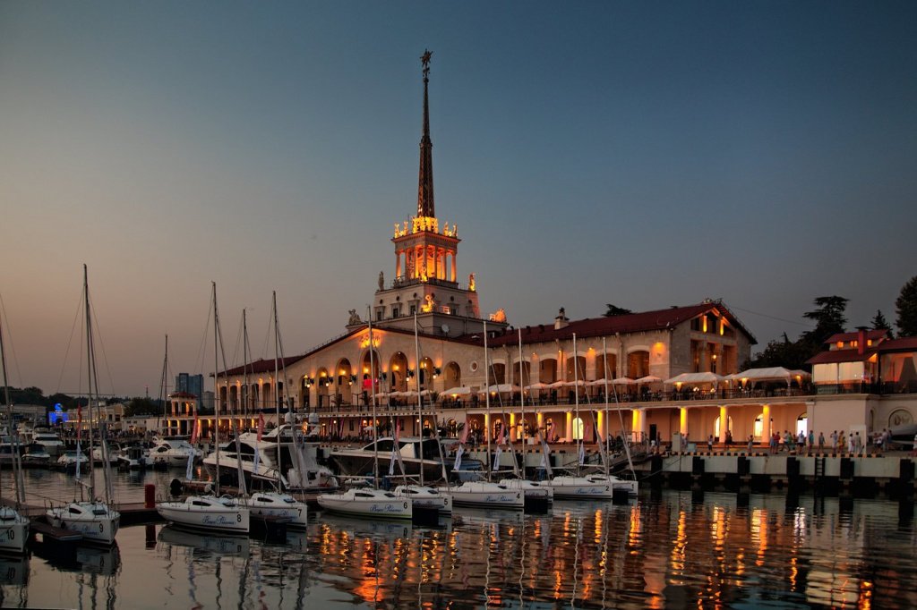 Морской порт Сочи фото: weekend-sochi.ru